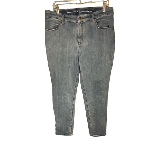 Chico's Perfect Stretch Girlfriend Slim Ankle Jeans Size 2.5R Embellished Split - Picture 1 of 14